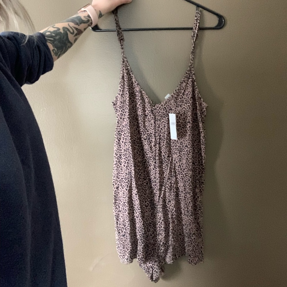 Small romper from American eagle. Size small